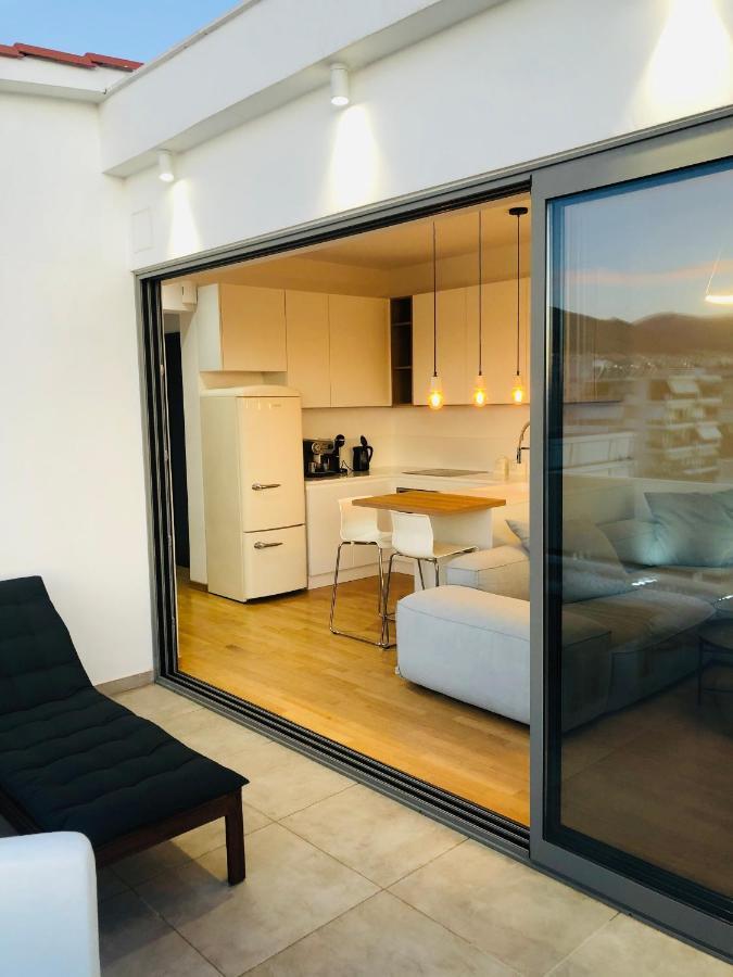 Amazing Suite At Glyfada With Sea View & Jacuzzi Athens Exterior photo